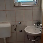 Anita *